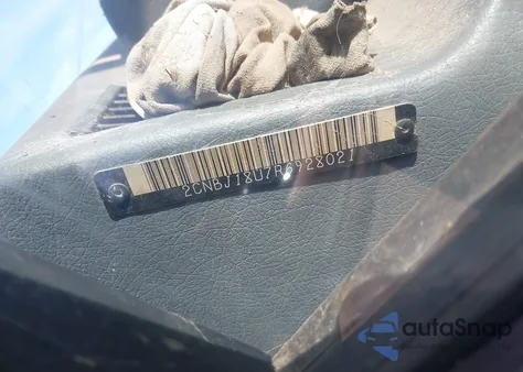 1994 Geo Tracker from USA, damaged, VIN 2CNBJ18U7R6928021